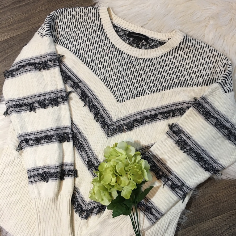 Banana republic chevron fringe pullover - Picture 3 of 8